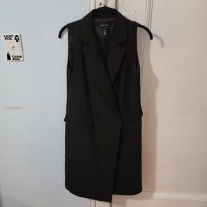 White House Black Market Sleeveless Cocktail Dress Size: 4